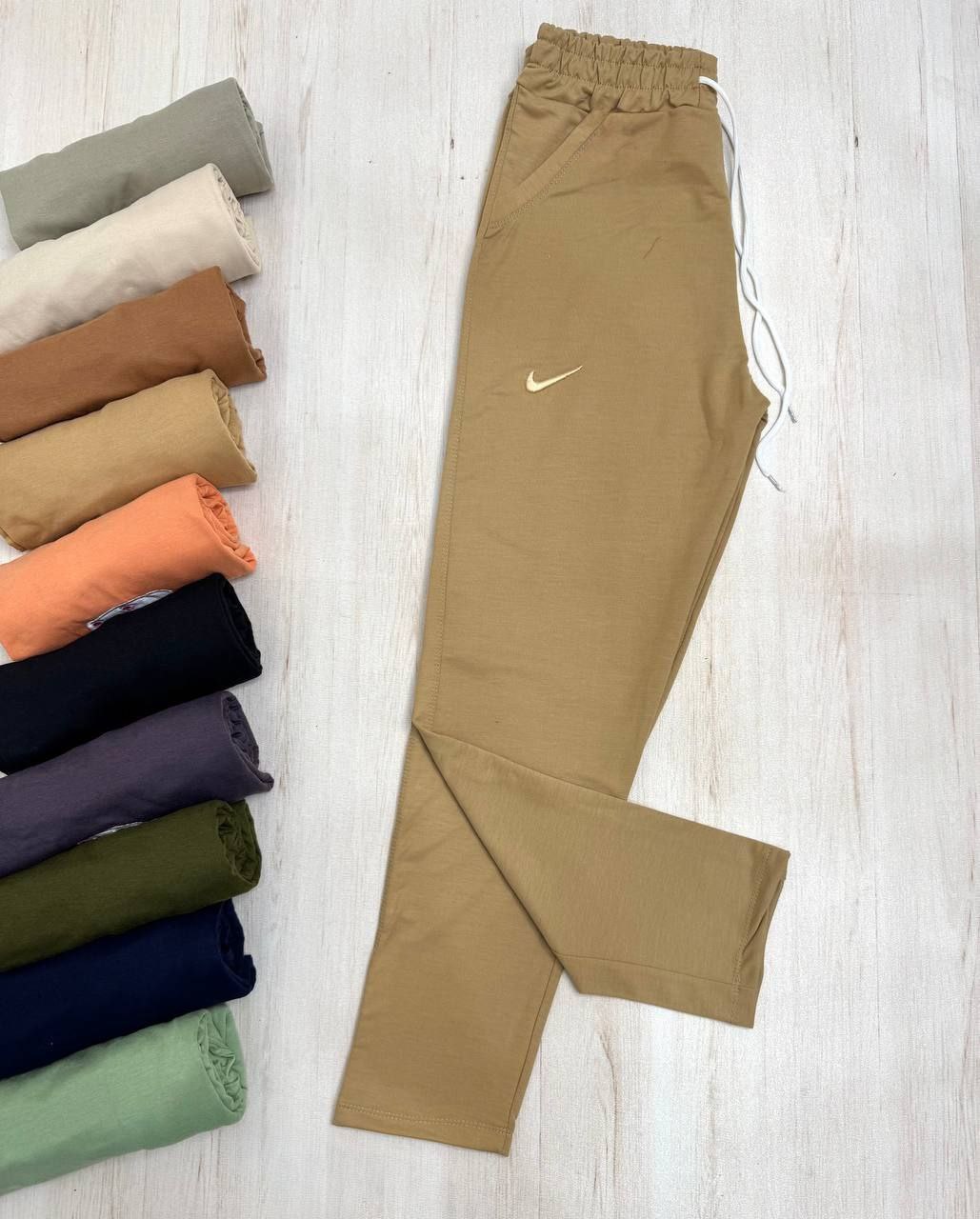 شلوار راسته مدل زنانه برند ترافیک