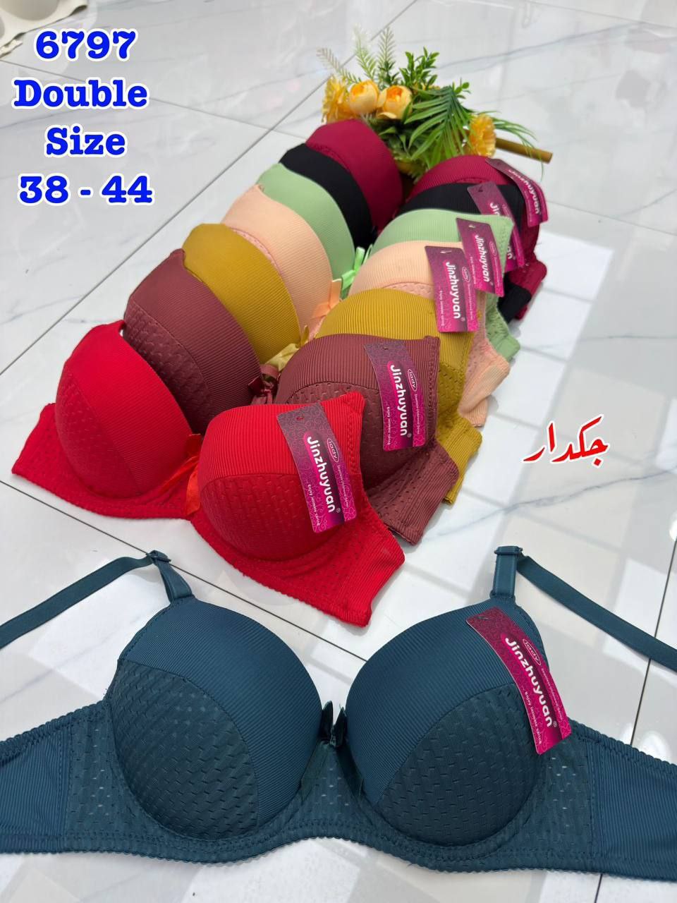 سوتین جکدار خارجی برند ترافیک